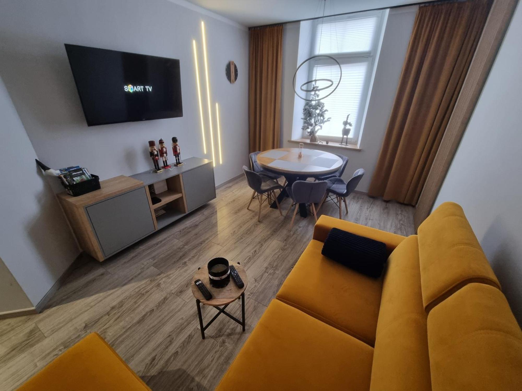 Apartament Lux Lemon Jelenia Góra Eksteriør bilde